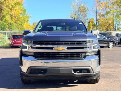 Another view of 2021 Chevrolet Silverado 1500 LT for sale in Davison, MI at Hank Graff Chevrolet Davison