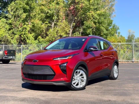 Red 2023 Chevrolet Bolt EUV LT for sale in Davison, MI