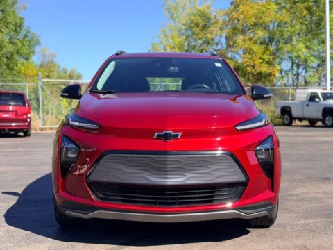 Photos of 2023 Chevrolet Bolt EUV LT for sale in Davison, MI at Hank Graff Chevrolet Davison