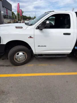 More photos of 2022 Ram 3500 Tradesman at Hank Graff Chevrolet Davison, MI