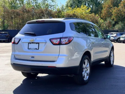 More photos of 2017 Chevrolet Traverse LT at Hank Graff Chevrolet Davison, MI