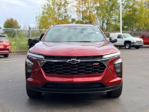 Photos of 2025 Chevrolet Trax 2RS for sale in Davison, MI at Hank Graff Chevrolet Davison
