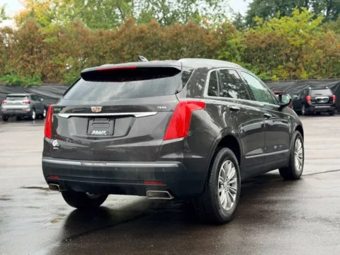 More photos of 2017 Cadillac XT5 Luxury at Hank Graff Chevrolet Davison, MI