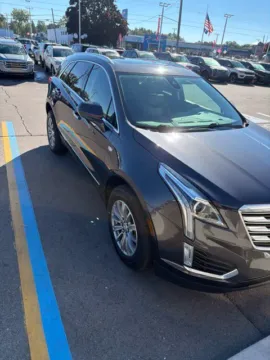 Another view of 2017 Cadillac XT5 Luxury for sale in Davison, MI at Hank Graff Chevrolet Davison