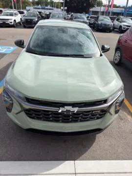 Photos of 2024 Chevrolet Trax 1RS for sale in Davison, MI at Hank Graff Chevrolet Davison