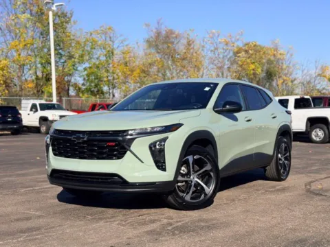 Photos of 2024 Chevrolet Trax 1RS for sale in Davison, MI at Hank Graff Chevrolet Davison