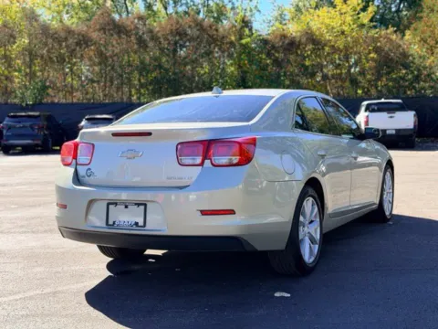 More photos of 2014 Chevrolet Malibu LT at Hank Graff Chevrolet Davison, MI
