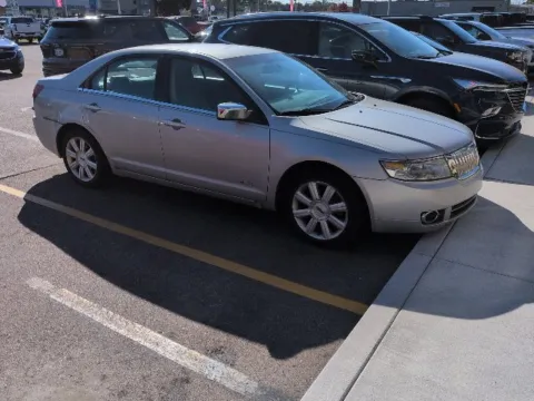 Another view of 2007 Lincoln MKZ for sale in Davison, MI at Hank Graff Chevrolet Davison