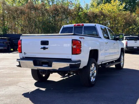 More photos of 2018 Chevrolet Silverado 2500 HD LTZ at Hank Graff Chevrolet Davison, MI