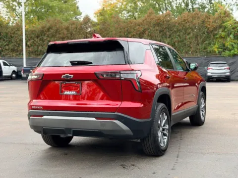 More photos of 2026 Chevrolet Equinox LT at Hank Graff Chevrolet Davison, MI
