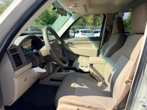 More photos of 2008 Jeep Liberty Sport at Hank Graff Chevrolet Davison, MI