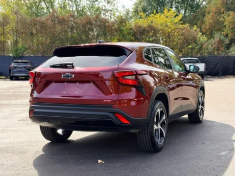 More photos of 2024 Chevrolet Trax 1RS at Hank Graff Chevrolet Davison, MI