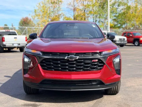 Photos of 2024 Chevrolet Trax 1RS for sale in Davison, MI at Hank Graff Chevrolet Davison