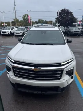 Photos of 2026 Chevrolet Traverse LT for sale in Davison, MI at Hank Graff Chevrolet Davison