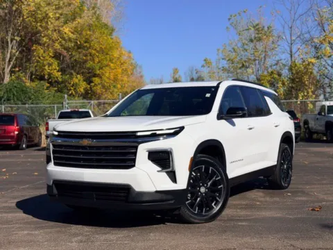 White 2026 Chevrolet Traverse LT for sale in Davison, MI