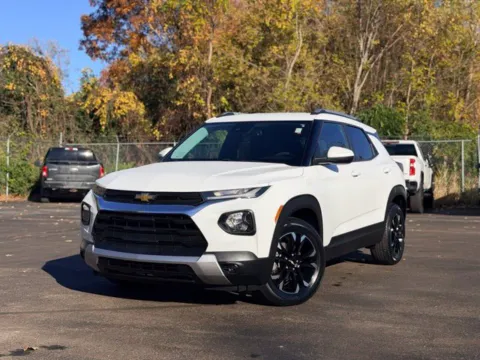 White 2021 Chevrolet TrailBlazer LT for sale in Davison, MI