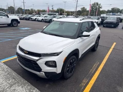 White 2021 Chevrolet TrailBlazer LT for sale in Davison, MI