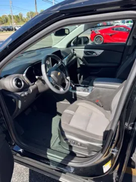 More photos of 2024 Chevrolet Blazer LT at Hank Graff Chevrolet Davison, MI