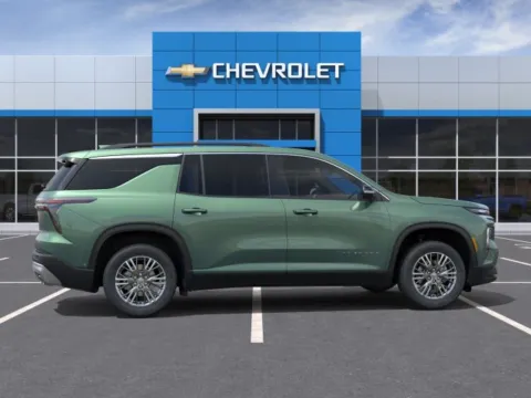 More photos of 2027 Chevrolet Traverse LT at Hank Graff Chevrolet Davison, MI
