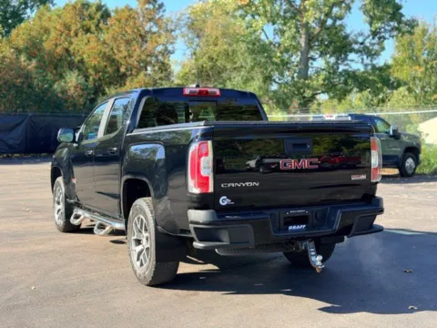 More photos of 2017 GMC Canyon SLE1 at Hank Graff Chevrolet Davison, MI