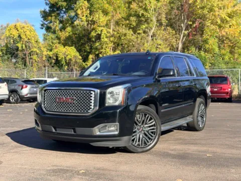 Black 2015 GMC Yukon Denali for sale in Davison, MI