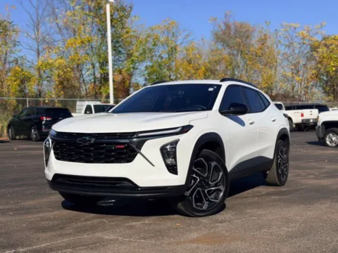 Photos of 2025 Chevrolet Trax 2RS for sale in Davison, MI at Hank Graff Chevrolet Davison