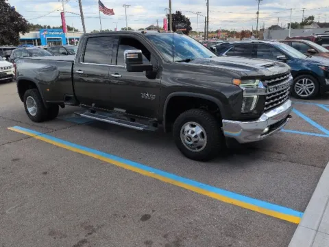 More photos of 2022 Chevrolet Silverado 3500 HD LTZ at Hank Graff Chevrolet Davison, MI