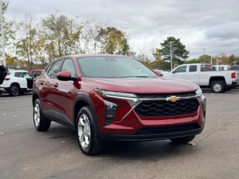 More photos of 2024 Chevrolet Trax LS at Hank Graff Chevrolet Davison, MI