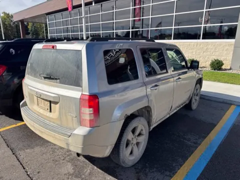 More photos of 2015 Jeep Patriot Latitude at Hank Graff Chevrolet Davison, MI