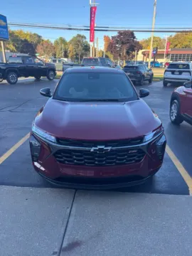 Photos of 2025 Chevrolet Trax 1RS for sale in Davison, MI at Hank Graff Chevrolet Davison