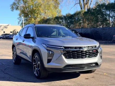 More photos of 2025 Chevrolet Trax 2RS at Hank Graff Chevrolet Davison, MI