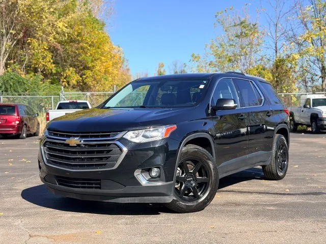 Black 2018 Chevrolet Traverse LT for sale in Davison, MI