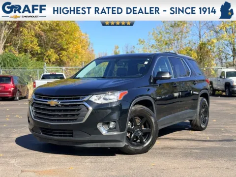 Black 2018 Chevrolet Traverse LT for sale in Davison, MI
