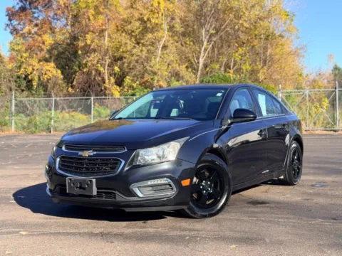 Black 2016 Chevrolet Cruze Limited 1LT for sale in Davison, MI