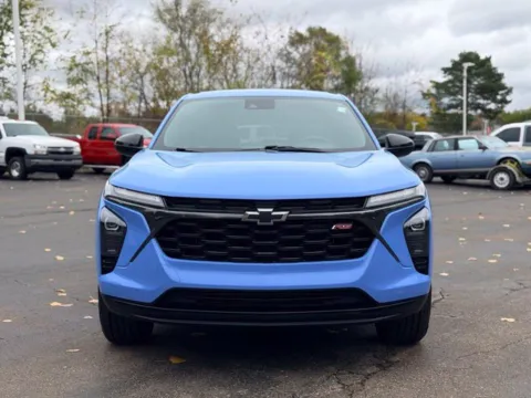 Photos of 2024 Chevrolet Trax 1RS for sale in Davison, MI at Hank Graff Chevrolet Davison