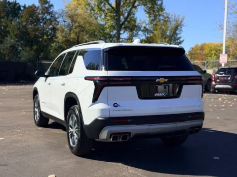 More photos of 2024 Chevrolet Traverse LT at Hank Graff Chevrolet Davison, MI