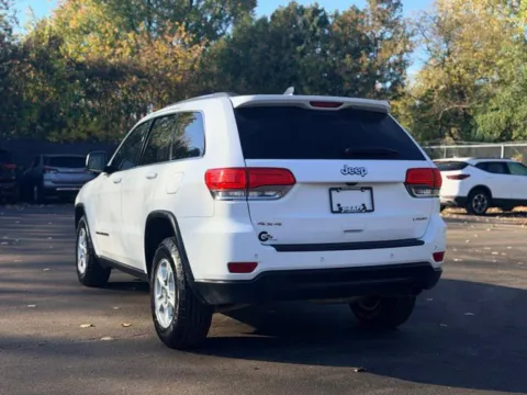 More photos of 2017 Jeep Grand Cherokee Laredo at Hank Graff Chevrolet Davison, MI