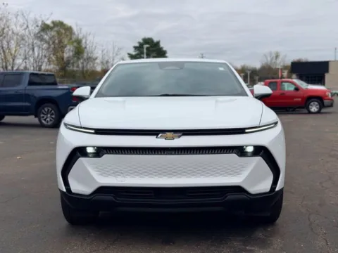Photos of 2025 Chevrolet Equinox EV LT for sale in Davison, MI at Hank Graff Chevrolet Davison