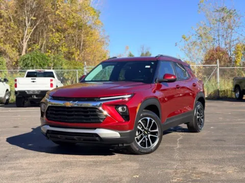 Photos of 2024 Chevrolet TrailBlazer LT for sale in Davison, MI at Hank Graff Chevrolet Davison