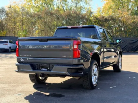More photos of 2021 Chevrolet Silverado 1500 Custom at Hank Graff Chevrolet Davison, MI