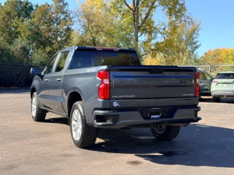 More photos of 2021 Chevrolet Silverado 1500 Custom at Hank Graff Chevrolet Davison, MI