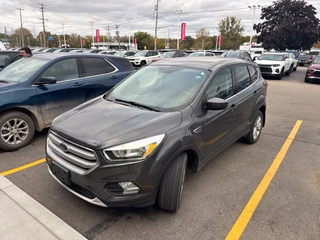 Gray 2019 Ford Escape SE for sale in Davison, MI