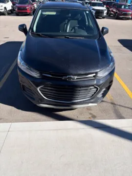Photos of 2021 Chevrolet Trax LT for sale in Davison, MI at Hank Graff Chevrolet Davison