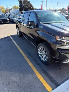 More photos of 2020 Chevrolet Silverado 1500 High Country at Hank Graff Chevrolet Davison, MI