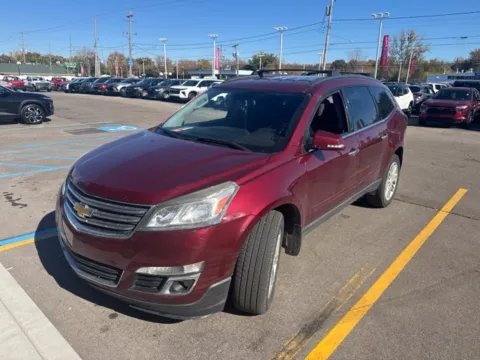 Red 2015 Chevrolet Traverse LT for sale in Davison, MI