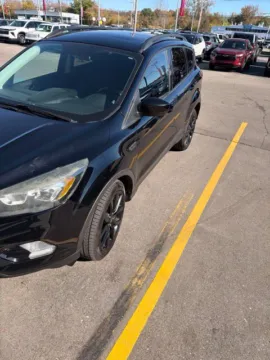 More photos of 2017 Ford Escape SE at Hank Graff Chevrolet Davison, MI