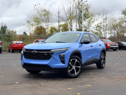 Photos of 2024 Chevrolet Trax 1RS for sale in Davison, MI at Hank Graff Chevrolet Davison