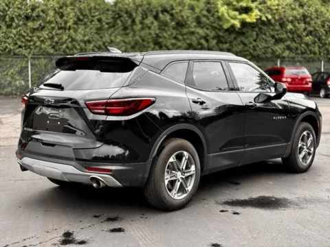 Photos of 2024 Chevrolet Blazer LT for sale in Davison, MI at Hank Graff Chevrolet Davison