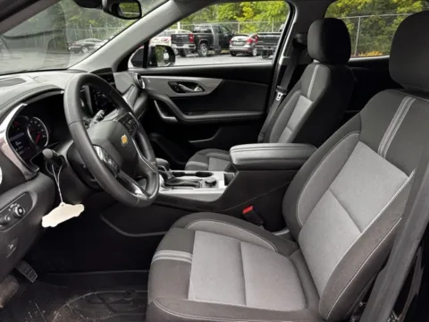 More photos of 2024 Chevrolet Blazer LT at Hank Graff Chevrolet Davison, MI