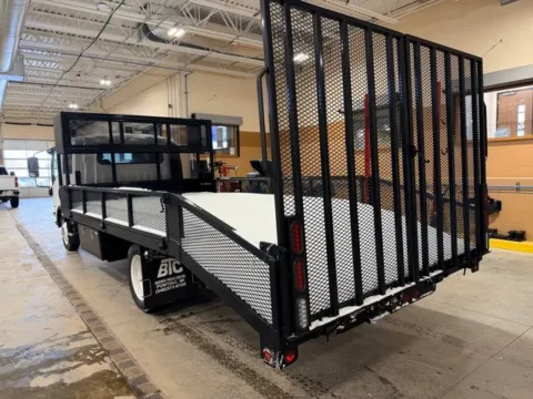 More photos of 2025 Chevrolet 4500 HG LCF Gas at Hank Graff Chevrolet Davison, MI